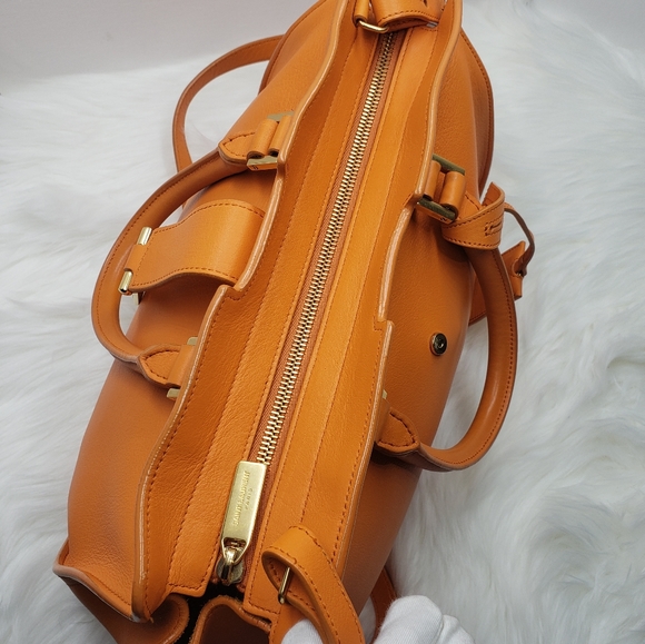 SOLD YSL Classic Small Y Cabas Purse - Picture 8 of 16